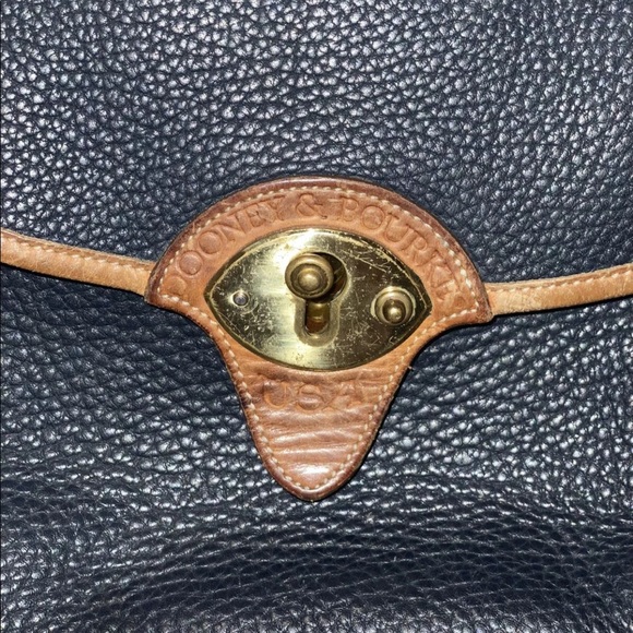 Dooney and Bourke Vintage “Spectator” Bag - Picture 10 of 15